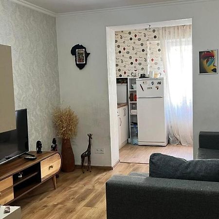 Cosy Home Rustavi  Bagian luar foto